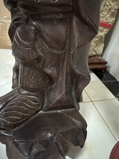 古玩雜項(xiàng)木雕關(guān)公像真品鑒賞圖