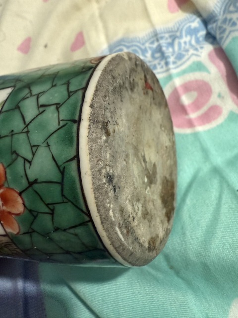 古玩陶瓷五彩筒瓶真品鑒賞圖