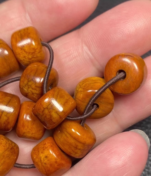 古玩雜項烤色駝骨珠真品鑒賞圖