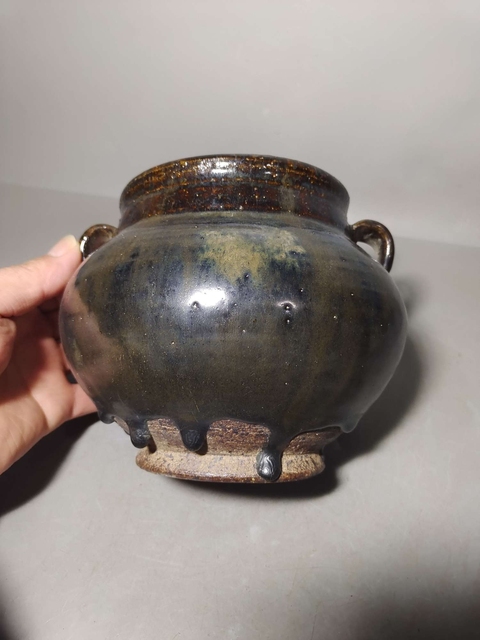 古玩陶瓷褐釉雙系罐真品鑒賞圖