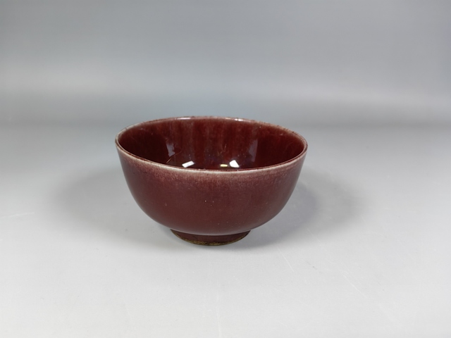 古玩陶瓷清中晚郎紅釉敦式碗真品鑒賞圖