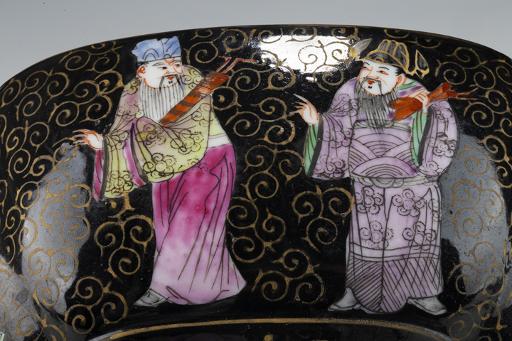 古玩陶瓷民國(guó)至創(chuàng)匯·內(nèi)松石綠釉外墨地粉彩八仙人物紋供碗拍賣(mài)，當(dāng)前價(jià)格776元