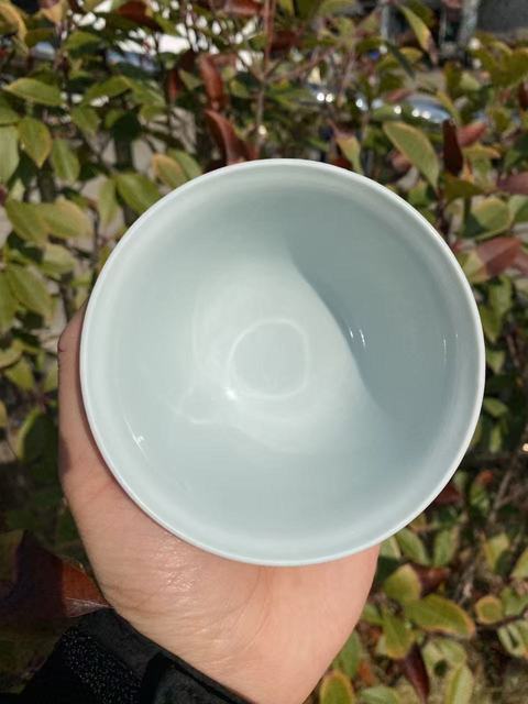 古玩陶瓷人物山水紋青花蓋碗真品鑒賞圖