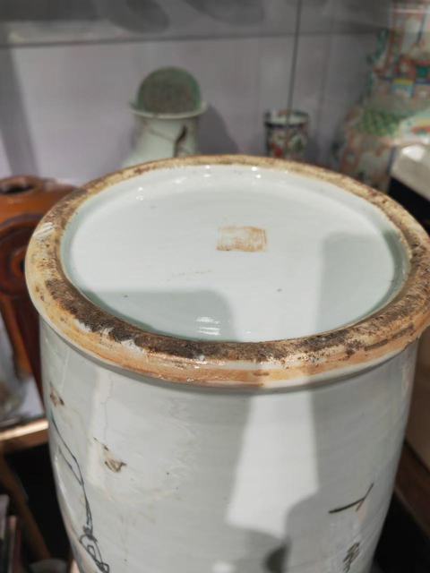 古玩陶瓷馬慶云人物瓶真品鑒賞圖