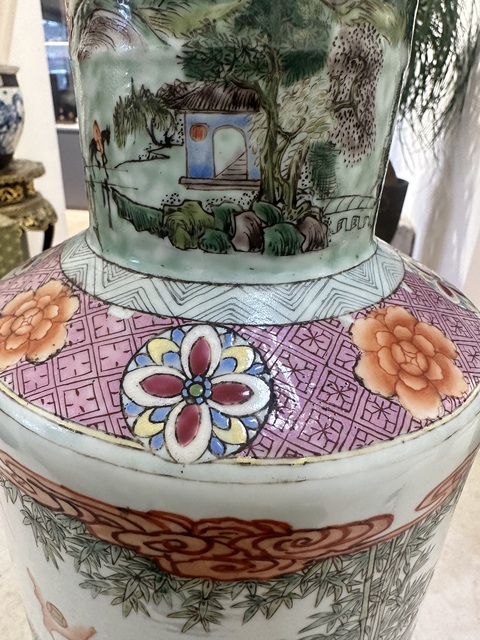 古玩陶瓷粉彩劉海戲金蟾棒槌瓶真品鑒賞圖