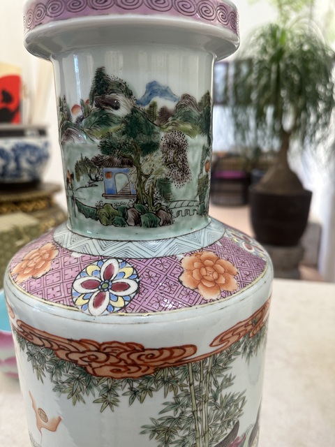 古玩陶瓷粉彩劉海戲金蟾棒槌瓶真品鑒賞圖