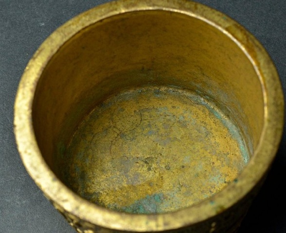 古玩銅器筒式爐真品鑒賞圖