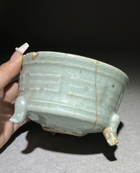 古玩陶瓷龍泉爐真品鑒賞圖