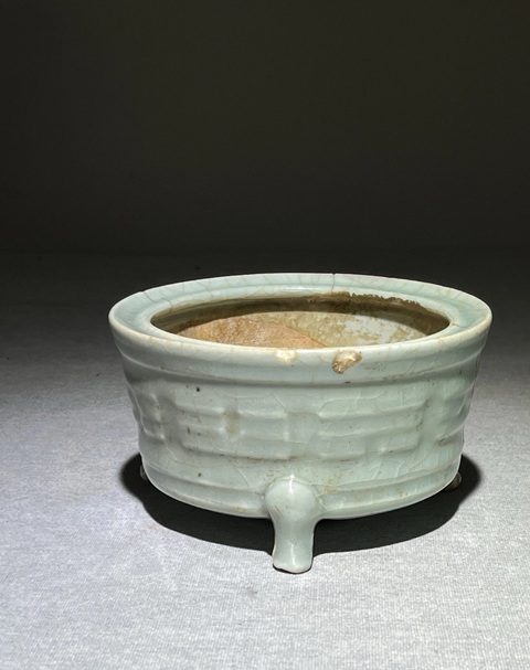 古玩陶瓷龍泉爐真品鑒賞圖