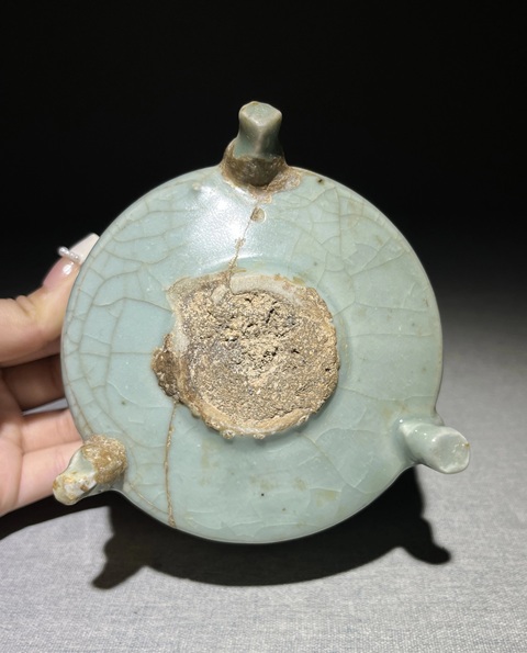 古玩陶瓷龍泉爐真品鑒賞圖