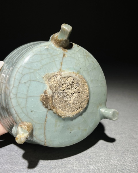 古玩陶瓷龍泉爐真品鑒賞圖