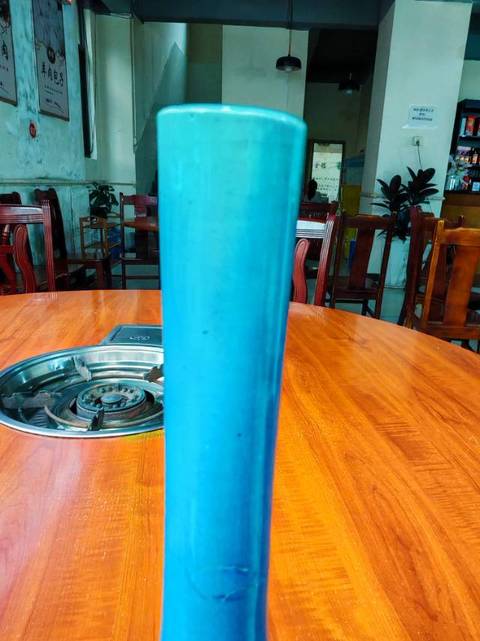 古玩陶瓷孔雀藍瓶真品鑒賞圖