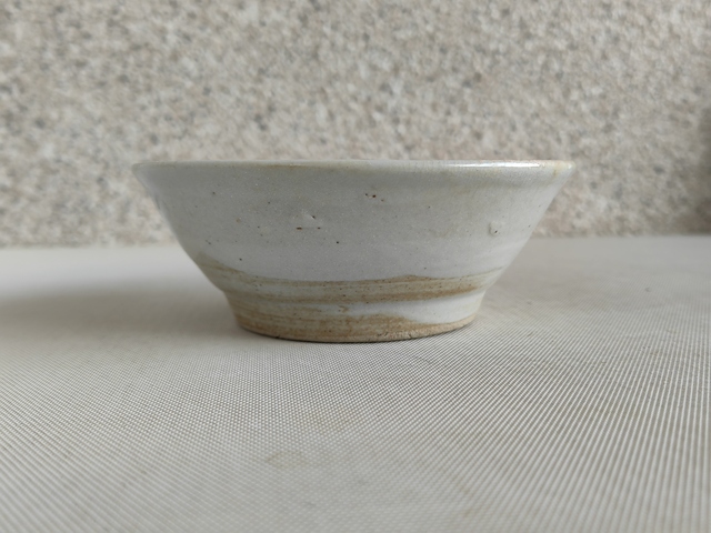 古玩陶瓷晚明白釉碗真品鑒賞圖