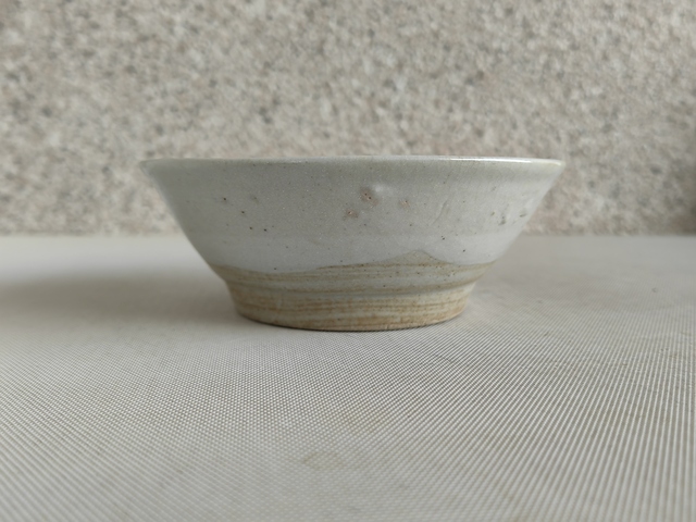 古玩陶瓷晚明白釉碗真品鑒賞圖