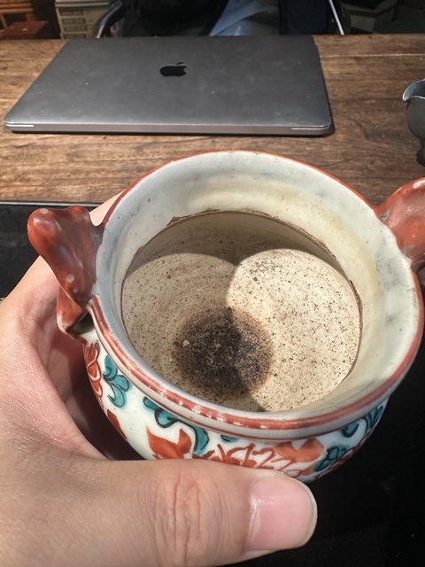 古玩陶瓷19世紀(jì) 紅綠彩香爐真品鑒賞圖