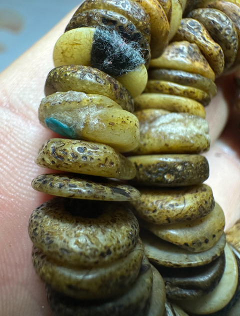 古玩雜項牦牛骨瑪尼珠手串真品鑒賞圖