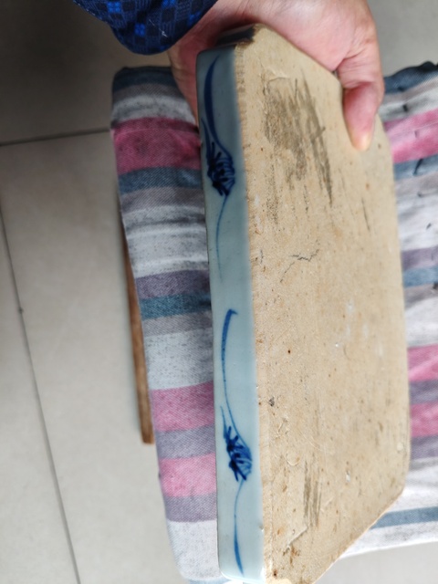 古玩陶瓷清晚期 青花人物紋茶盤真品鑒賞圖