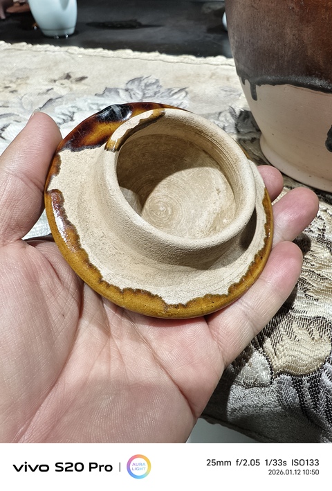 古玩陶瓷鞏縣窯黃釉罐真品鑒賞圖