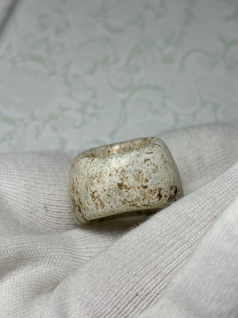 古玩玉器做舊仿“紅山文化”玉珠真品鑒賞圖