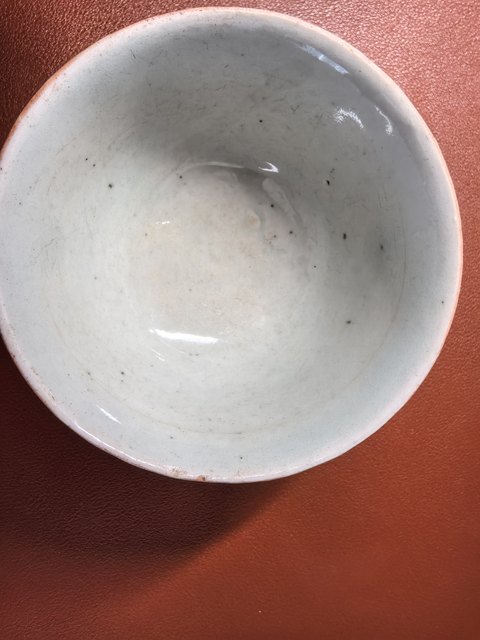 古玩陶瓷清中晚期青釉杯真品鑒賞圖