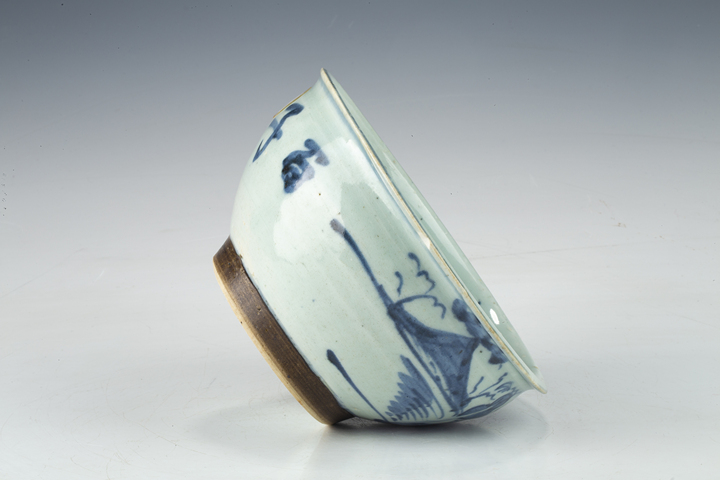 古玩陶瓷清中·青花“百子千孫”香爐
拍賣，當前價格0元