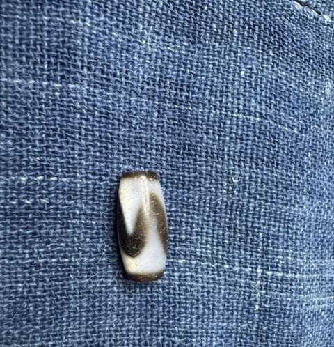 古玩玉器新工藝虎牙天珠真品鑒賞圖