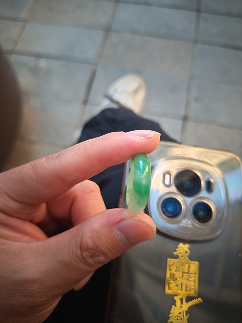 古玩玉器非洲翠指環真品鑒賞圖