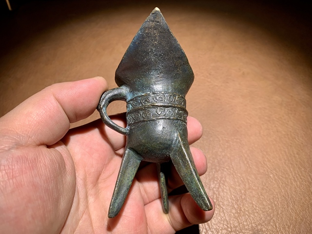 古玩銅器銅爵杯真品鑒賞圖