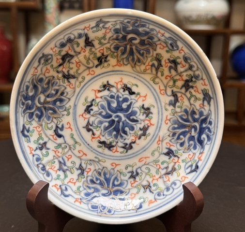 古玩陶瓷青花加彩花卉紋盤真品鑒賞圖