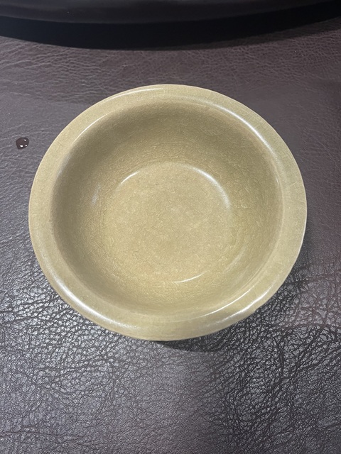 古玩陶瓷元代龍泉窯黃釉折沿碗真品鑒賞圖