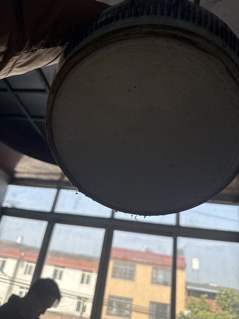 古玩陶瓷清代中晚期青花纏枝花卉紋蓋罐真品鑒賞圖