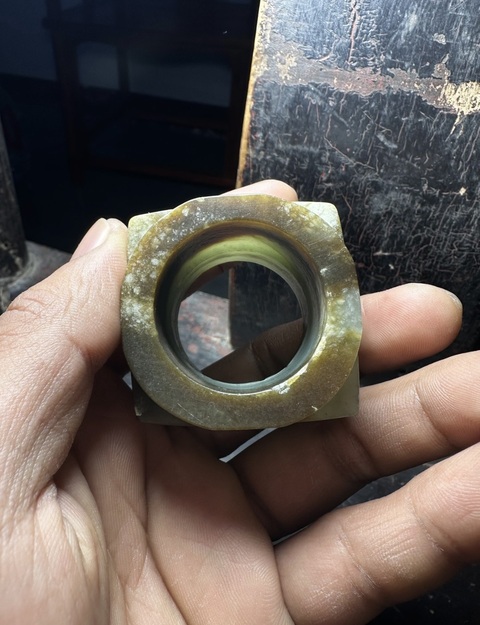 古玩玉器馬銜山玉雕“素紋玉琮”真品鑒賞圖