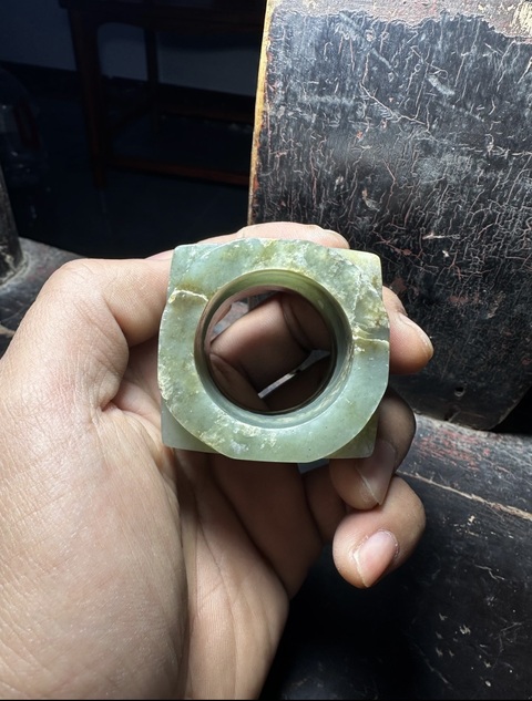 古玩玉器馬銜山玉雕“素紋玉琮”真品鑒賞圖