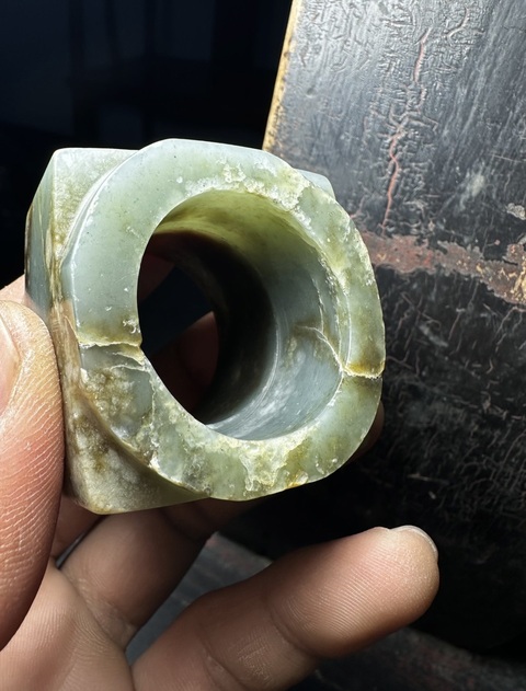 古玩玉器馬銜山玉雕“素紋玉琮”真品鑒賞圖