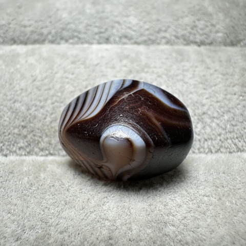 古玩玉器纏絲瑪瑙珠真品鑒賞圖