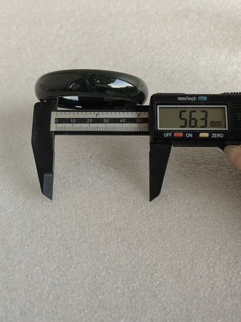 古玩玉器和田青玉手鐲真品鑒賞圖