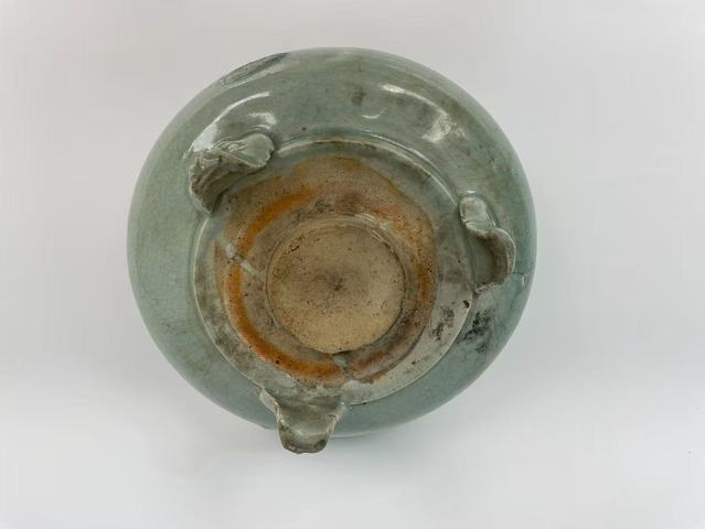 古玩陶瓷明晚期·龍泉獸面三足大爐拍賣，當(dāng)前價(jià)格776元