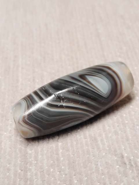 古玩玉器纏絲瑪瑙珠真品鑒賞圖