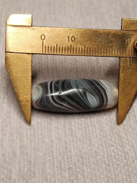 古玩玉器纏絲瑪瑙珠真品鑒賞圖