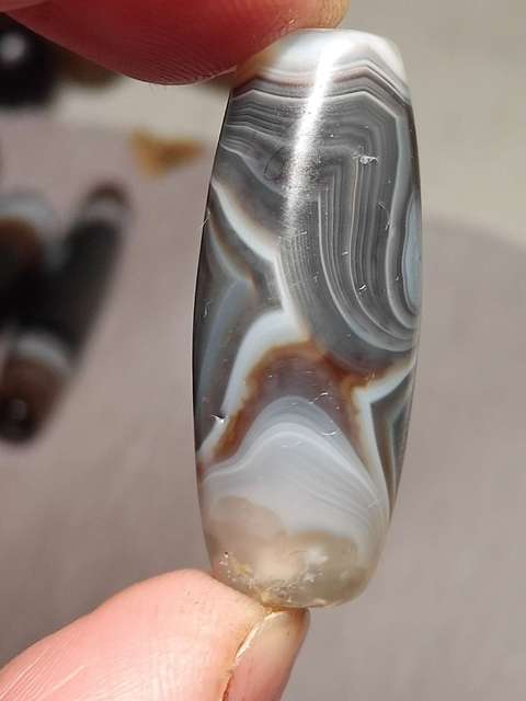 古玩玉器纏絲瑪瑙珠真品鑒賞圖