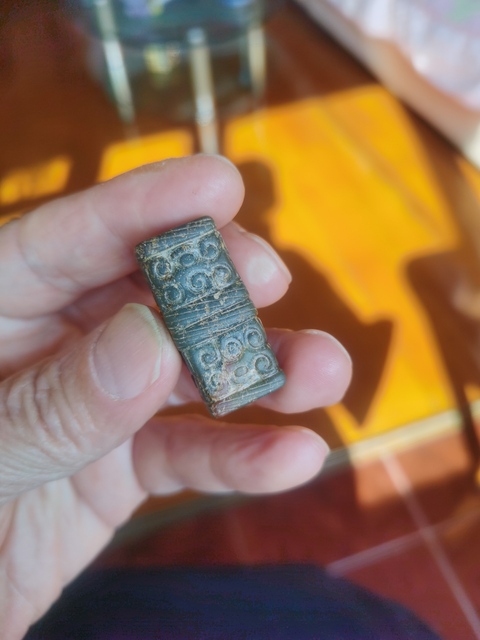 古玩玉器做舊仿春秋“玉勒”真品鑒賞圖