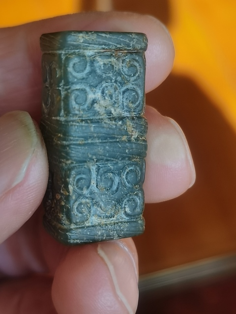 古玩玉器做舊仿春秋“玉勒”真品鑒賞圖