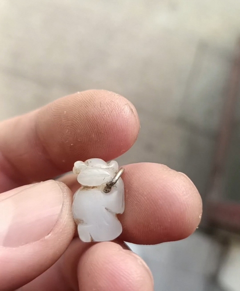 古玩玉器童子真品鑒賞圖