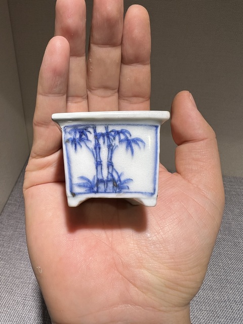 古玩陶瓷青花四方松竹梅菖蒲盆真品鑒賞圖