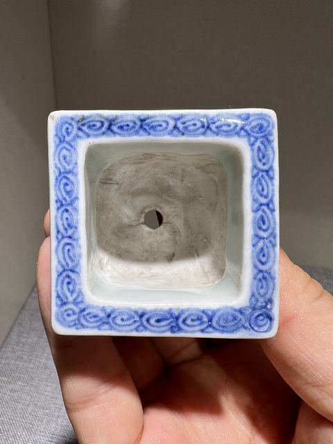 古玩陶瓷青花四方松竹梅菖蒲盆真品鑒賞圖