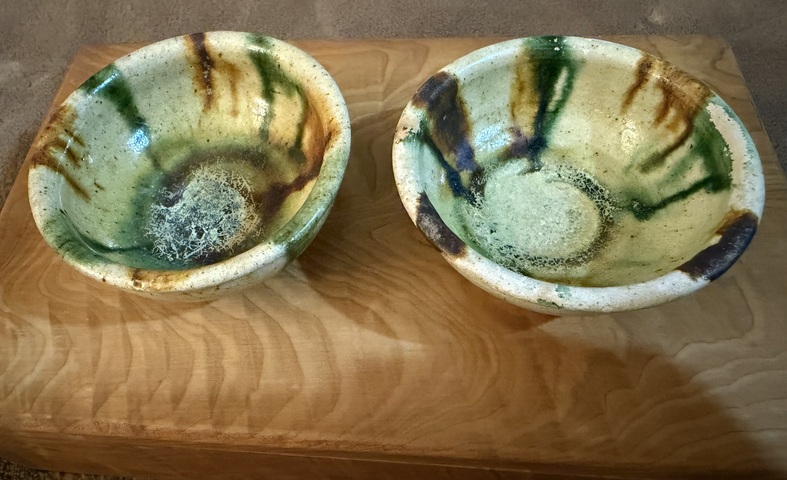 古玩陶瓷三彩杯真品鑒賞圖