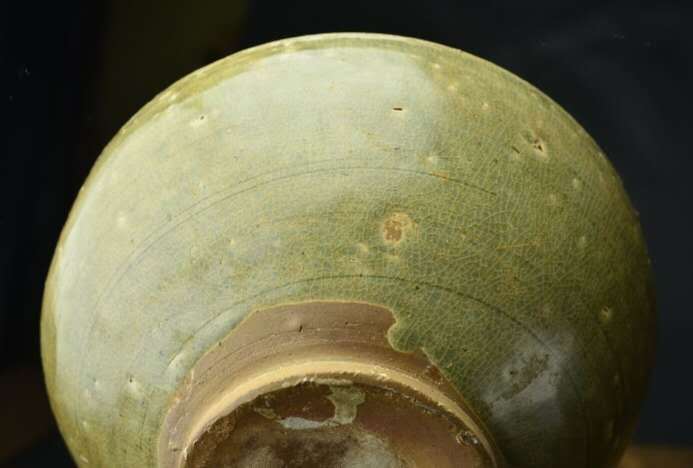 古玩陶瓷越窯系青釉碗真品鑒賞圖