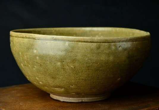 古玩陶瓷越窯系青釉碗真品鑒賞圖