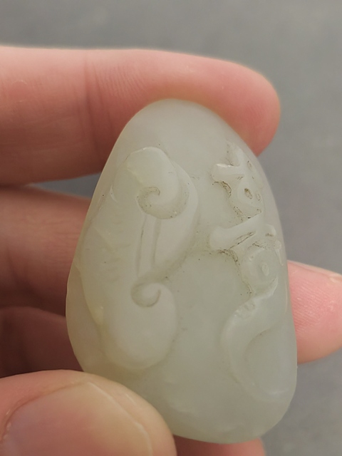 古玩玉器和田玉雕“如意掛墜”真品鑒賞圖