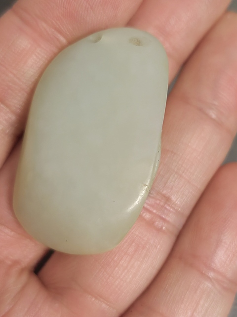 古玩玉器和田玉雕“如意掛墜”真品鑒賞圖